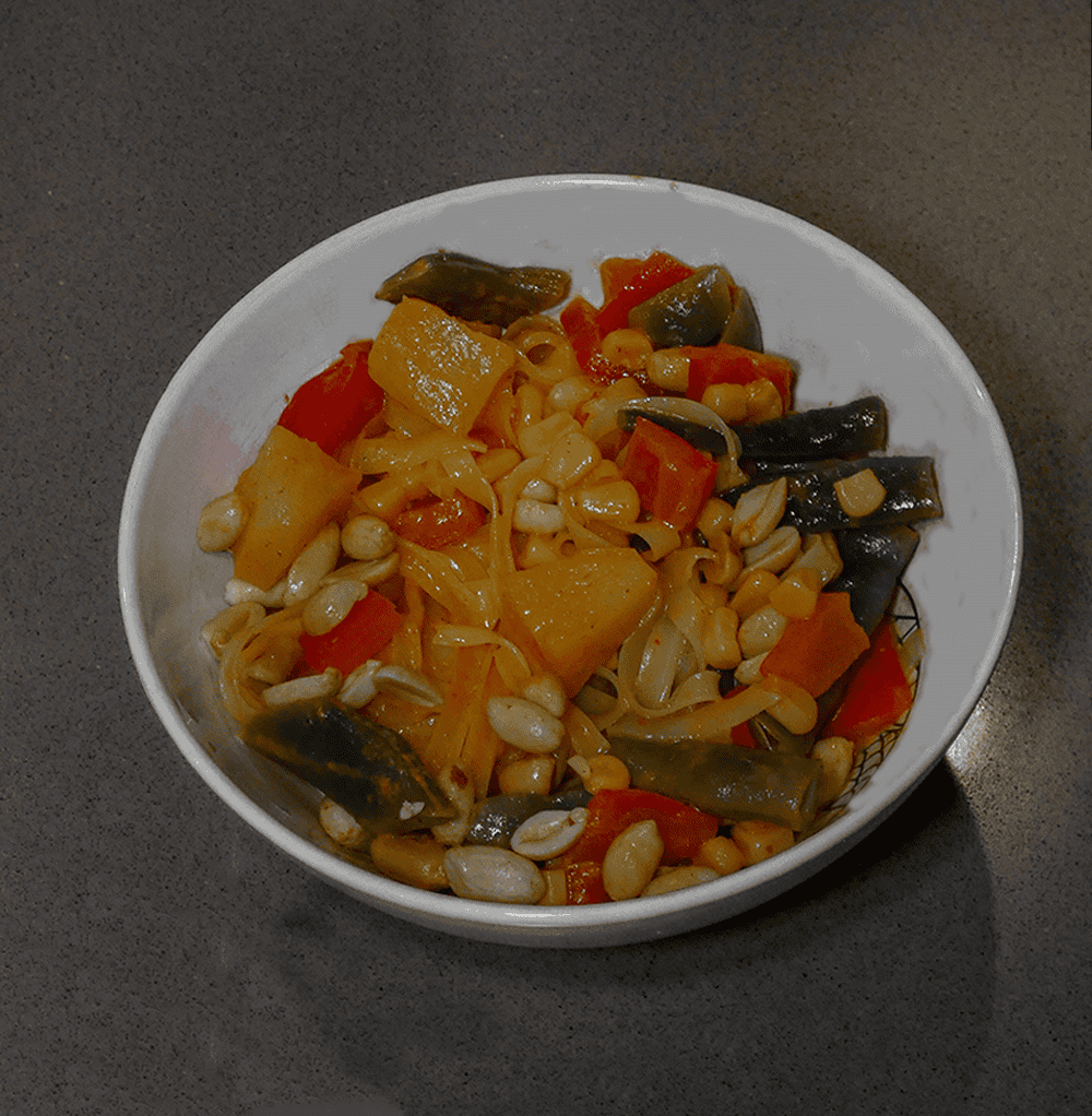 Gelbes Curry mit Reisnudeln